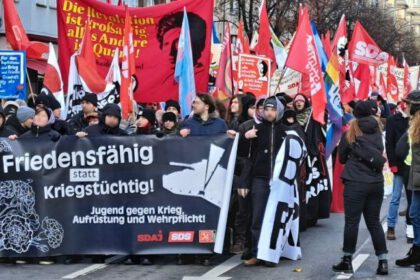 Jugendblock auf der LLL-Demonstration am 12. Januar 2025. Foto: RedGlobe