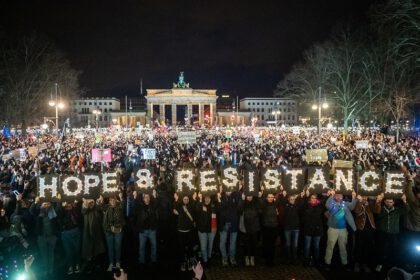 Lichtermeer gegen Rechts in Berlin, 25. Januar 2025. Foto: Nick Jaussi / Campact Fotos von Nick Jaussi / Campact