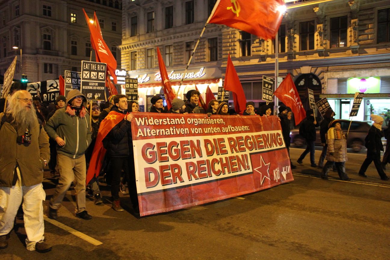 KJÖ ruft zur Demo gegen den Wiener Opernball auf. Foto: KJÖ